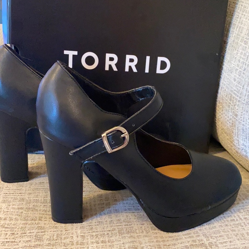 4 inch Black Torrid Mary Janes